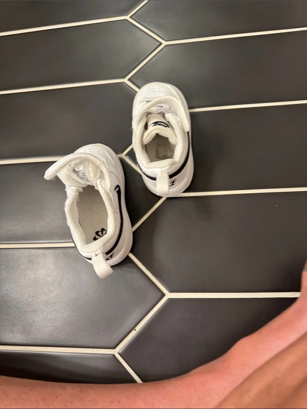 Nike White and Black Velcro Toddler Sneakers
